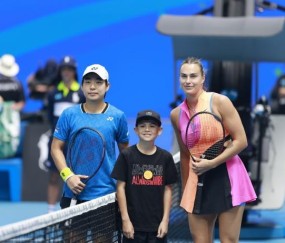 云开体育-白卓璇：世界第一萨巴伦卡也会有起伏，她没有想象中那么可怕