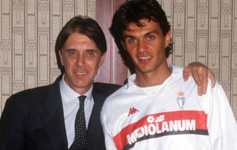 kaiyun-米兰老照片引发球迷回忆热潮|AC米兰|保罗-马尔蒂尼_新浪体育_新浪新闻