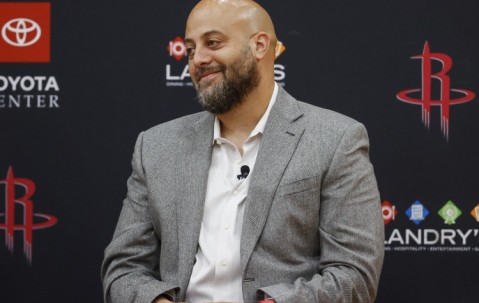 kaiyun-斯通：截止日跟所有球队都有过讨论 我们没必要为了交易而交易